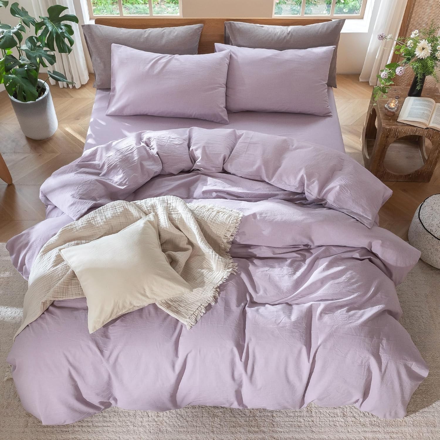 100 %  Lilac  Cotton Comforter Cover with buttons in king, Queen and other size.