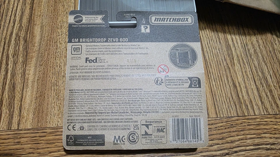 Camión Matchbox 2023 plataformas de trabajo FedEx Express Brightdrop Zevo 600 Foto 2 de 3