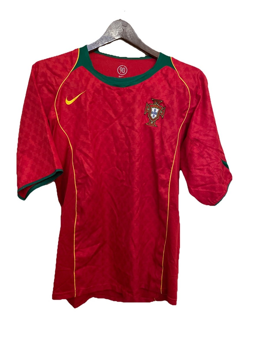 2004/06 NIKE PORTUGAL TEAM RARE VINTAGE HOME SOCCER JERSEY