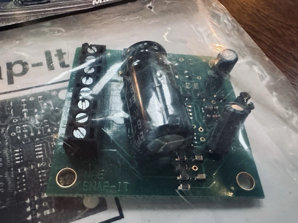 NCE Snap-It #05240115 Accessory Decoder - MultiScale - Sealed NY - Image 3 of 4