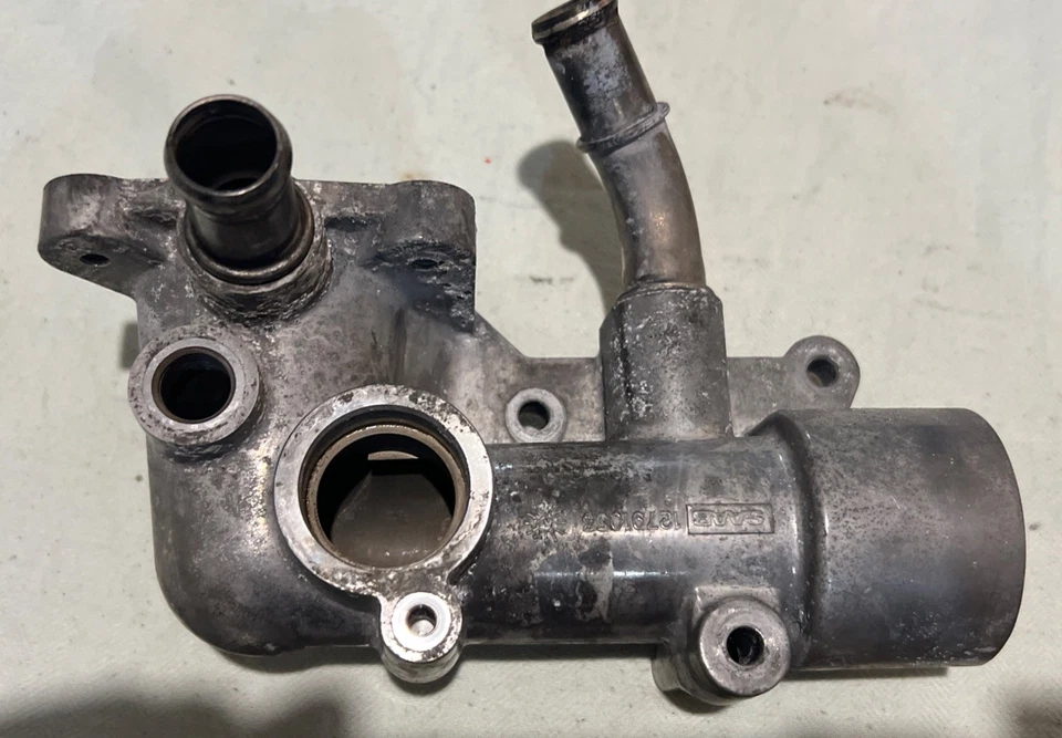 Saab 9-3 SS (9440) B207 Coolant Thermostat Housing 12791053 - Image 4 of 4