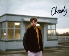 SINGER Chris de Sarandy autograph, IP signed photo