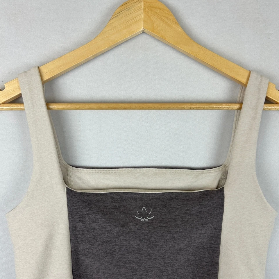 Beyond Yoga Spacedye Vitality Cropped Tank Square Neck Green/White Womens Size M - Image 3 of 4