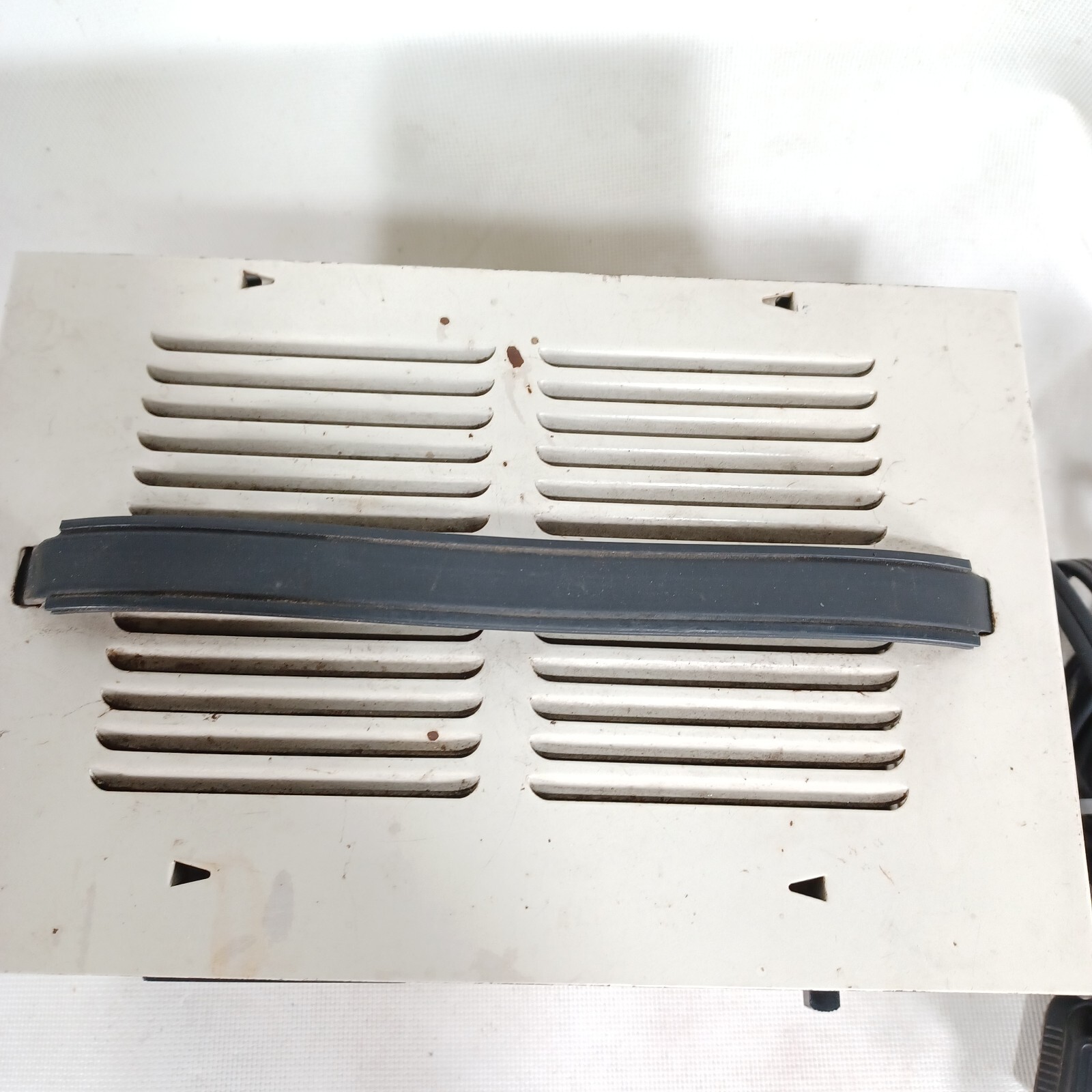 Husky HSK072HD Battery Charger 12 Volt DC 6/2 Amp for sale online eBay