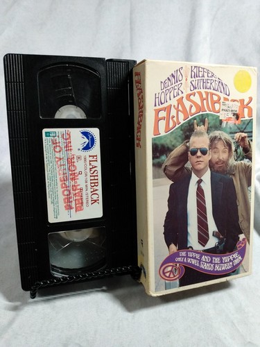 Flashback (VHS, 1990) *RARE OOP* 1989 Dennis Hopper Kiefer Sutherland Comedy - Picture 2 of 3