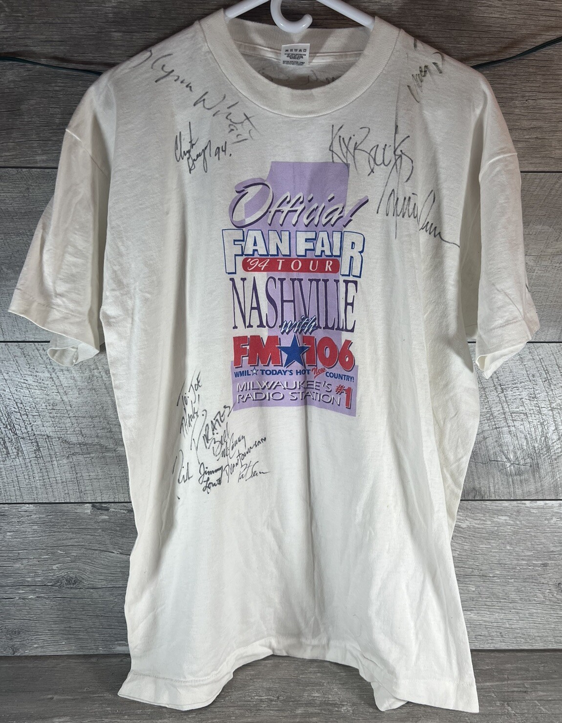 VTG 1994 FM 106 Country Fan Fair Tour Milwaukee Radio Adult White Shirt (SIGNED)