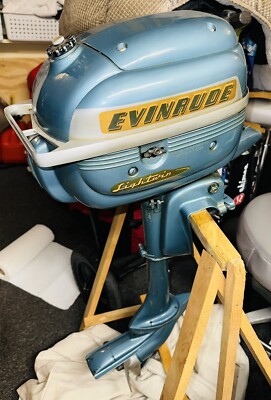 Vintage 1958 Evinrude lightwin 3 hp Outboard Boat Motor RUNS GREAT Local Pick Up