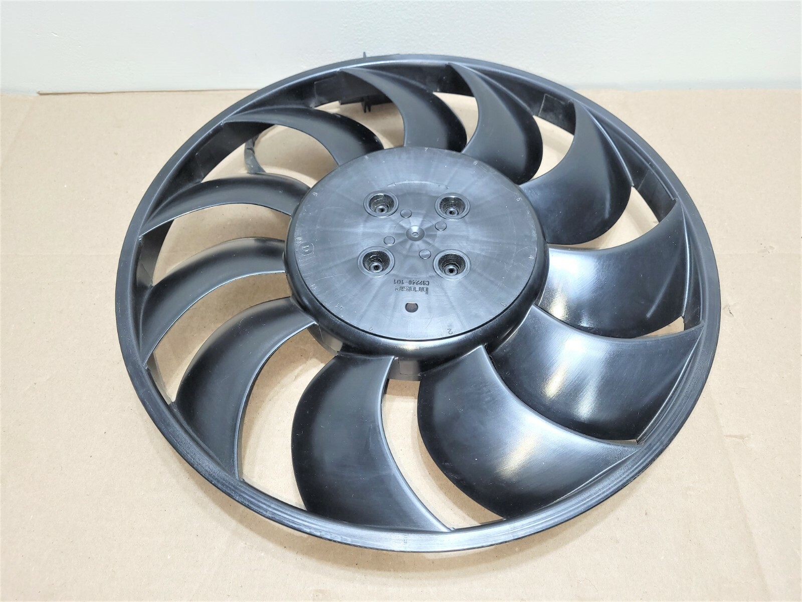 2020 2021 2022 PORSCHE TAYCAN RIGHT ELECTRIC COOLING FAN OEM 