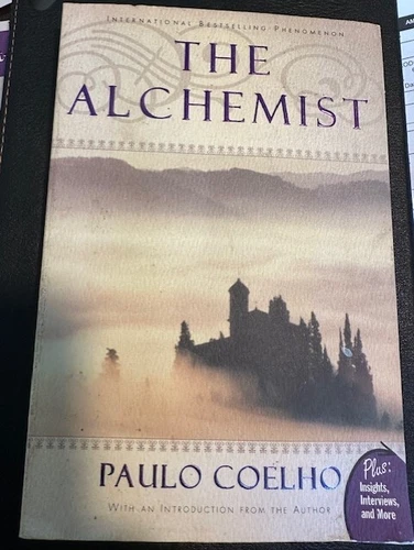 The Alchemist : Paulo Coelho : PB Novel TX