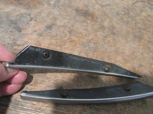 PAIR ORIGINAL RT, LEFT FENDER TOP TRIM FOR 1968 1969 PONTIAC LEMANS, GTO - Picture 3 of 10