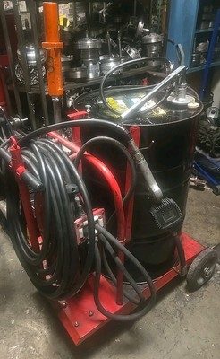#ad OIL DRUM CART WITH OIL AIR PRESSURE PUMP AND ELECTRONIC METERING OIL LUBE GUN $340.00