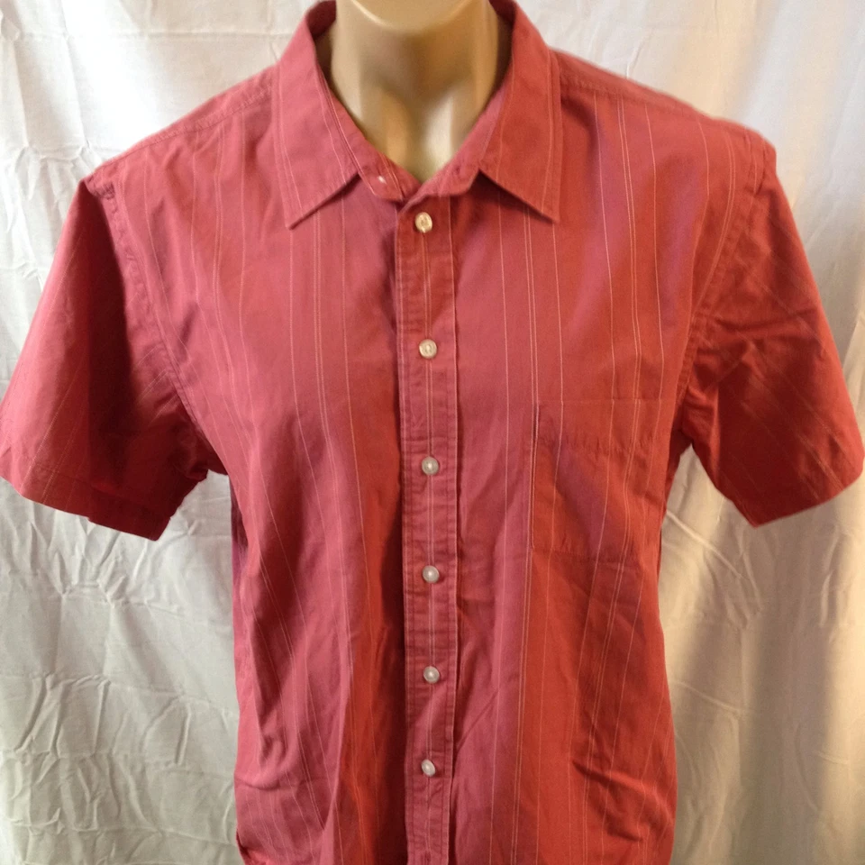 Life is Good Button Front Short Sleeve Casual Shirt Men's Medium L Pink Salmon - Image 2 of 4