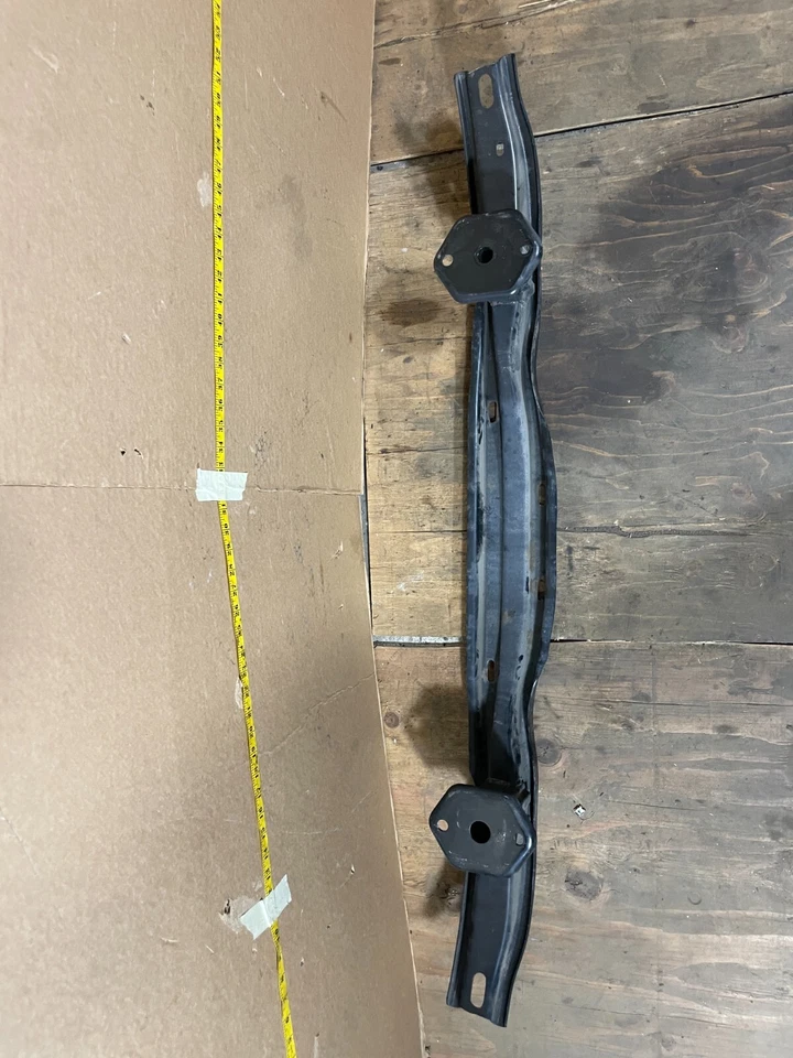 2010-2013 BMW 328i REAR BUMPER REINFORCEMENT BAR 7256928 OEM . Foto 4 de 4