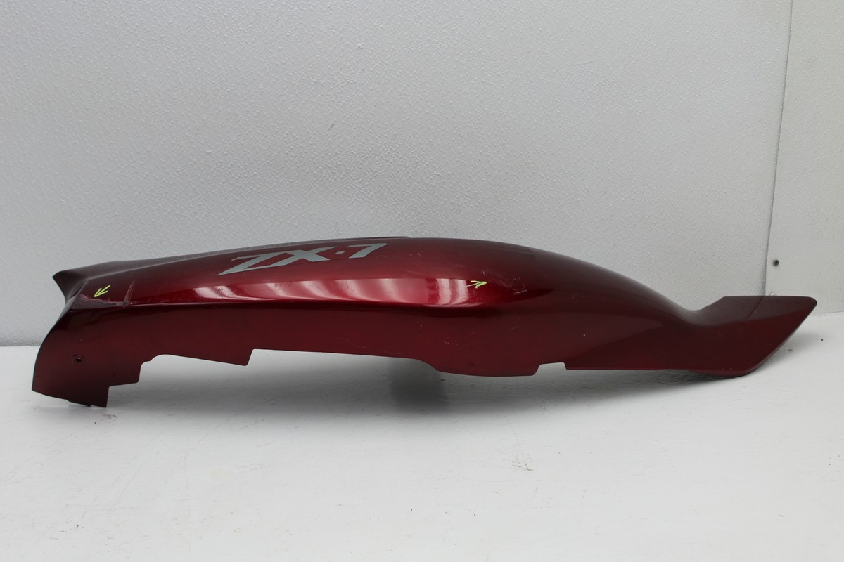 1993 KAWASAKI ZX7 ZX750 RIGHT SIDE FRAME COVER FAIRING COWL