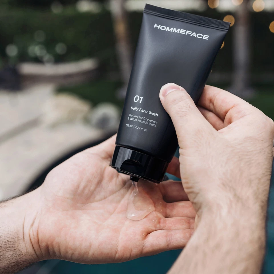 HOMMEFACE Men's Anti-Aging 4-Step Skincare Routine Bundle - 4-pcs - Image 3 of 4