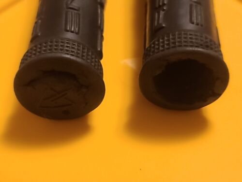 Redline Old School BMX Grips Stamped Logo Forklifter RL20 Freestyle Flange Cut - Picture 4 of 15