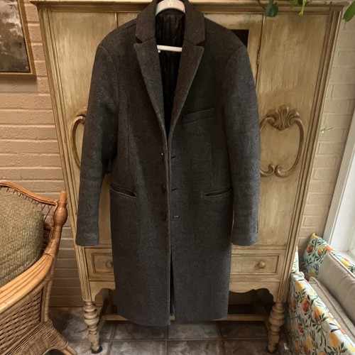 KITH Men's Gray Wool Long Overcoat Size M Lined Pockets Notch Button Front