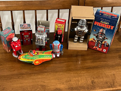 Schylling Tin Wind-Up Robots Lot w/ Mechanical Planet Robot MS-230 (2020)