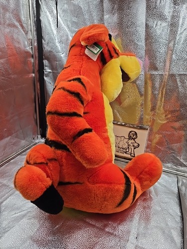 Disney Store Tigger Plüschtier riesig 34 Zoll Stofftier Winnie Puuh mit Etikett - Bild 7 von 9