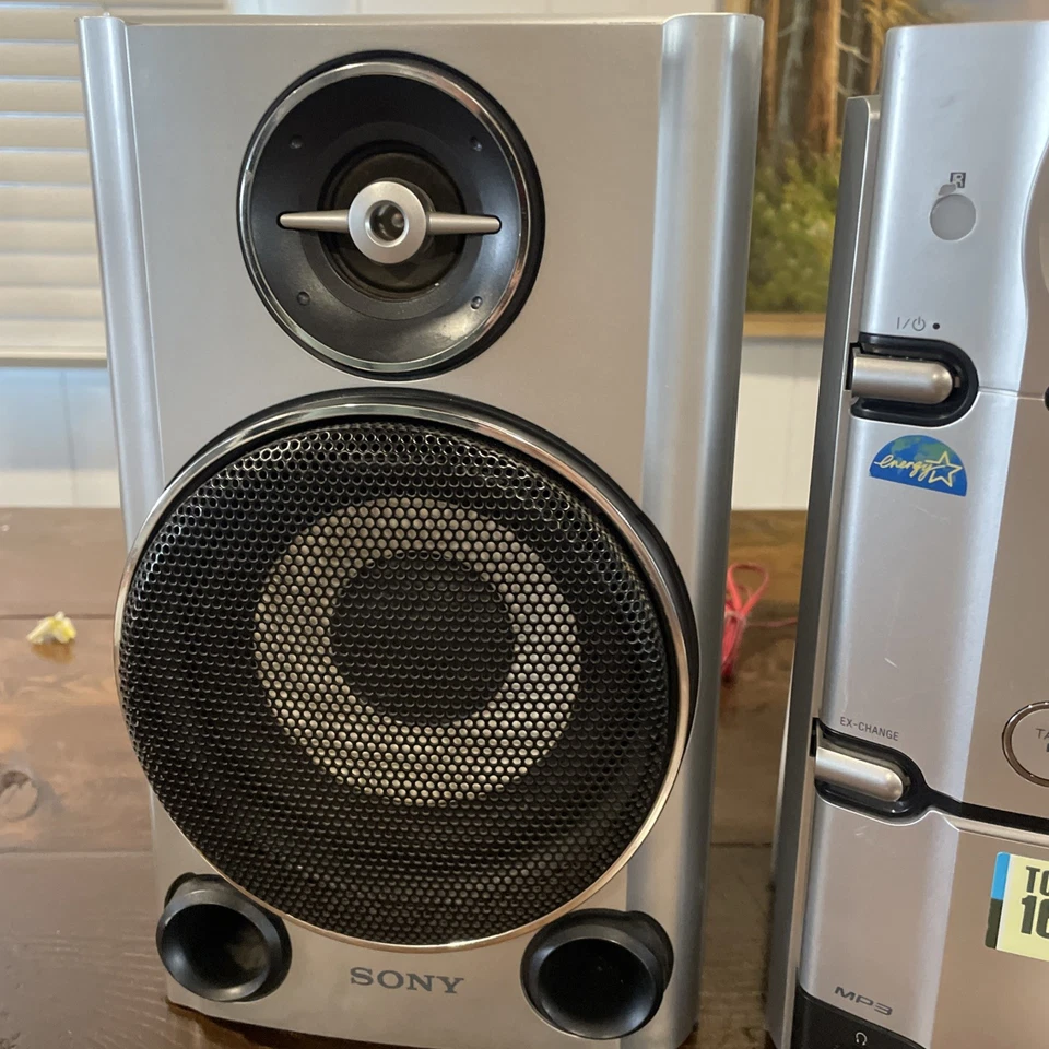 Sony CMT-HPX9 Mini Micro Hi-Fi Component System AM/FM CD Cassette &READ - Image 3 of 4