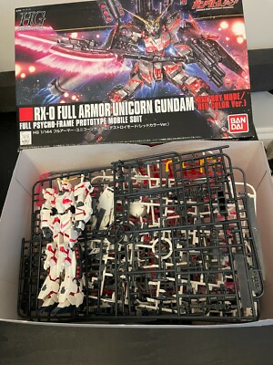 RX-0 FULL ARMOR UNICORN GUNDAM レッドカラー Gunpla HGUC 1/144 FULL ARMOR UNICORN GUNDAM RED Ver