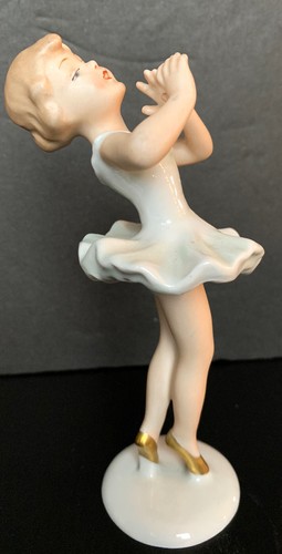 Vintage Wallendorf Little Girl Ballerina Figurine B - Picture 3 of 7
