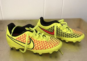 nike magista c