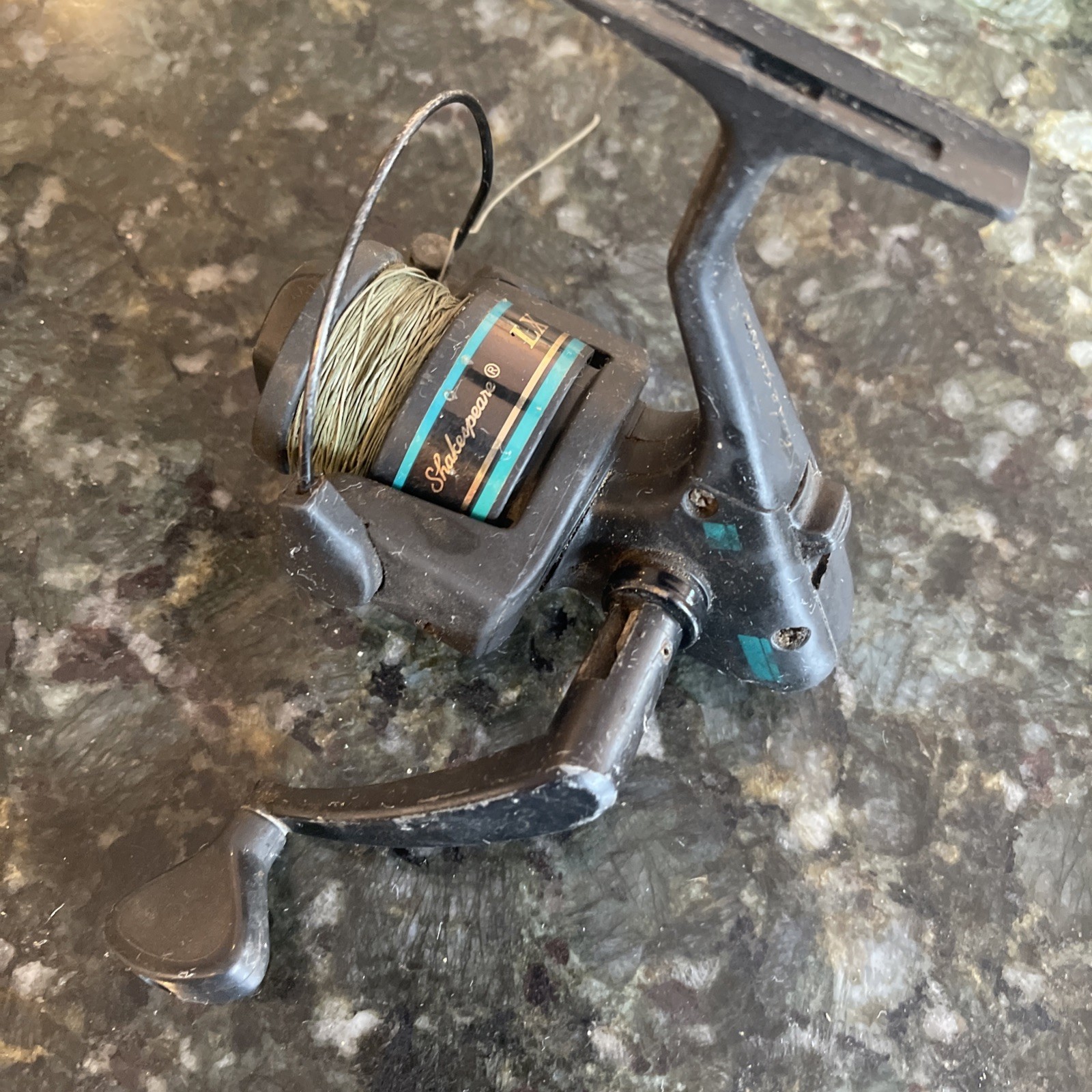 Shakespeare LX III Spinning Reel 30 Pound Braid Used Needs Cleaning
