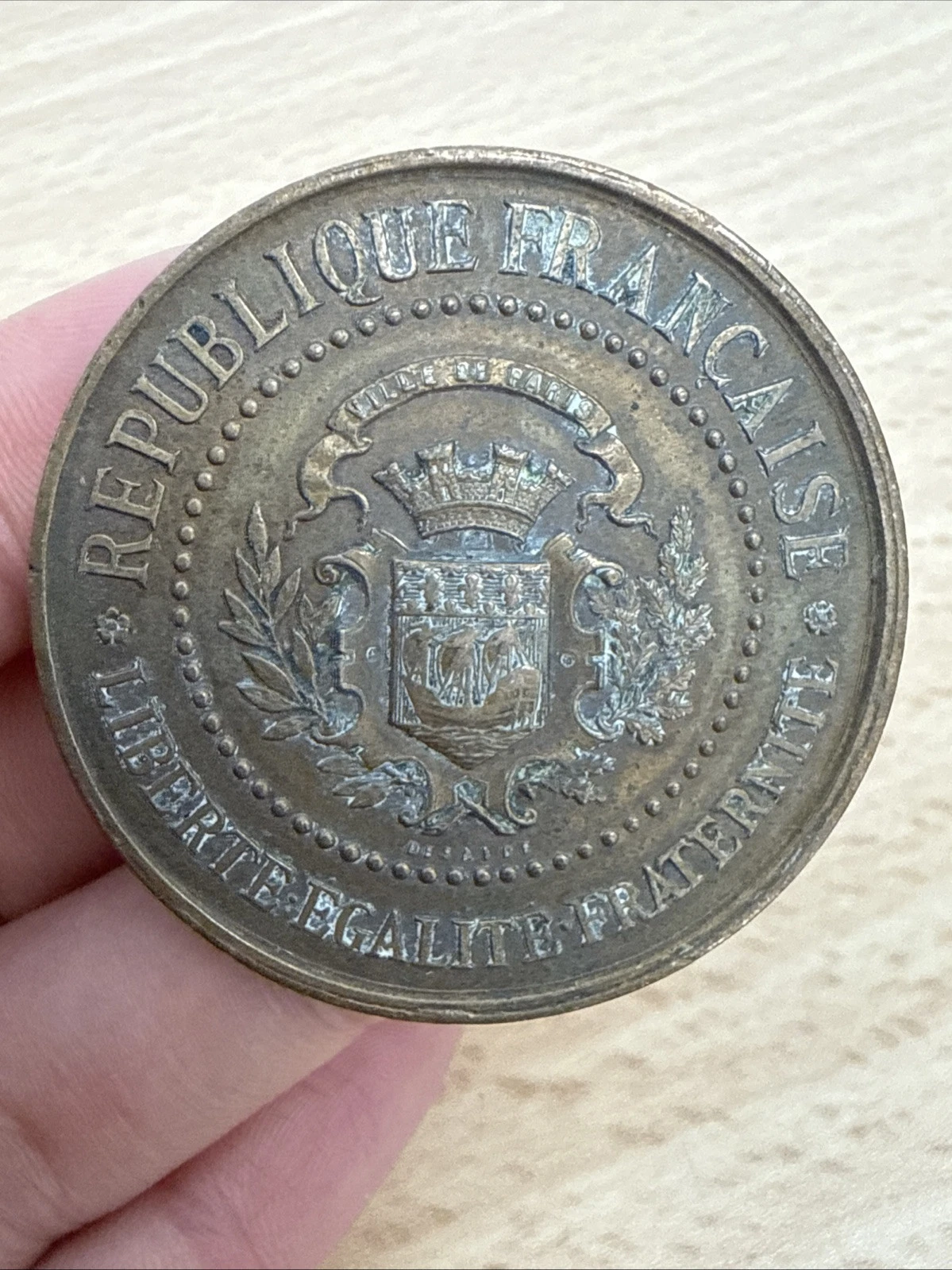 Médaille Résistance Publique Bureau De Bienfaisance En Bronze ￼