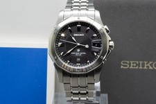 *Quasi come nuovo / scatola e carta * SEIKO Brights 7B22-0AC0 orologio radio solare titanio