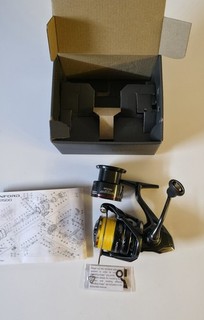 Angelrolle Shimano Vanford 2500A Mit Zusatzspule Sustain Und Originalverpackung