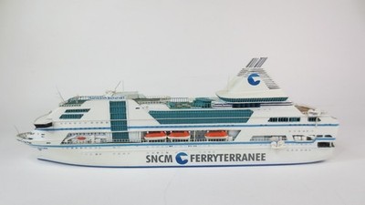 Carat CFC 12 Fährschiff SNCM ''Napoleon Bonaparte'' 1:1250 Metall CH24610