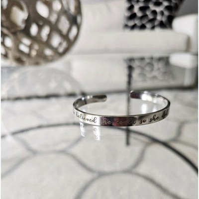 Médaille En Acier Inoxydable Porte-Médailles 'Because I Can' - Cintre Métal Pour 48 Médailles - Design Élégant Porte Médailles Because I Can