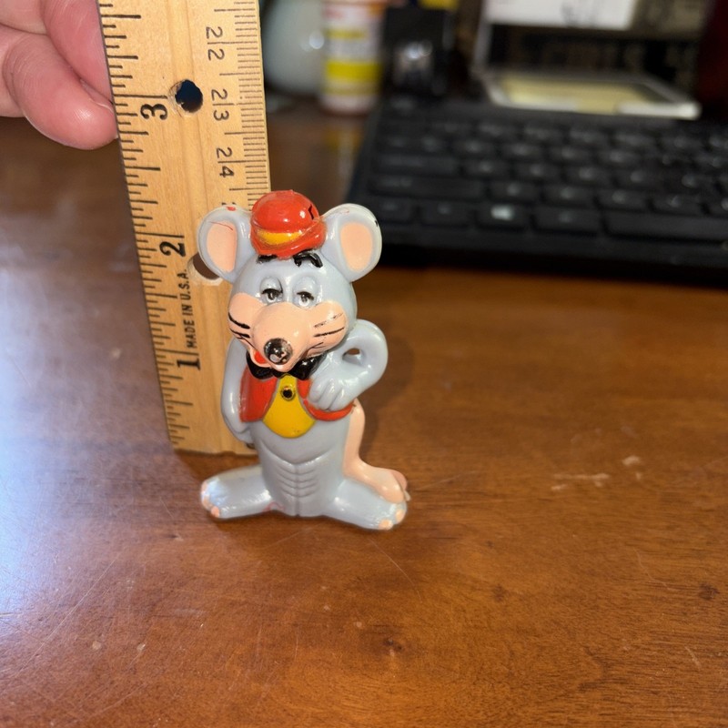 Vintage Chuck E Cheese Plastic 