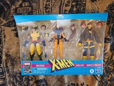 Marvel Legends  X-Men  Love Triangle    Wolverine  Jean Grey  Cyclops   FACTORY