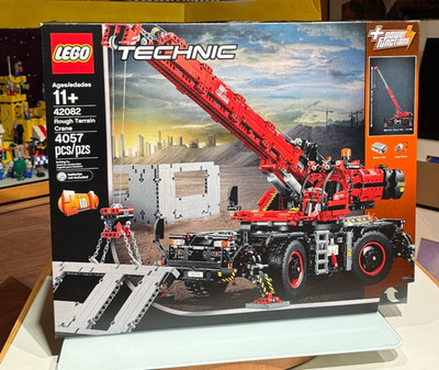 LEGO 42082 Technic Rough Terrain Crane 4057pcs - Brand New, Sealed, Unopened