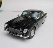 Chrono 1:18 Aston Martin DB5 1963 Aqua Verde Green Perfect in Original Box
