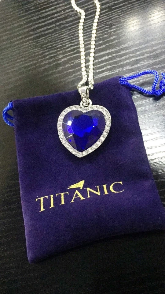TITANIC HEART OF THE OCEAN PENDANT NECKLACE WITH VELVET POUCH - NICE GIFT IDEA — 第 2/3 张图片