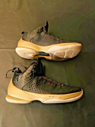 Nike Jordan Melo XI black gold size 11 