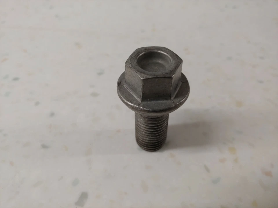 MUY BONITO PERNO DE TUERCA DE ACERO ORIGINAL USADO ORIGINAL PORSCHE 914 M14X1.5X25 #1 Foto 3 de 4