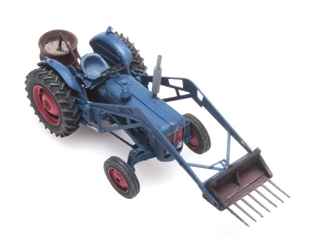 Artitec 387.313 Fordson Tractor With Front Loader HO 1:87