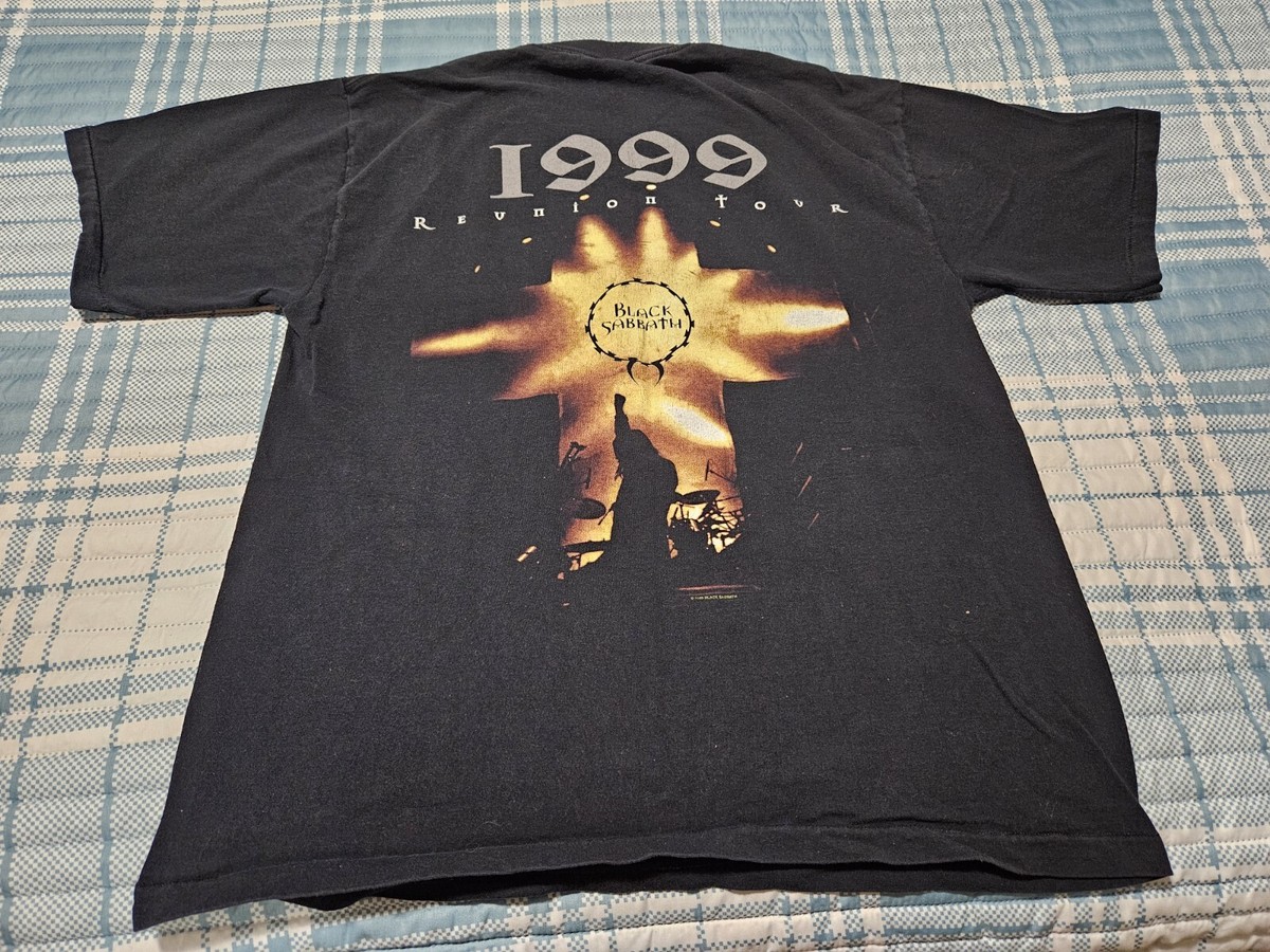 Vtg original 1999 Black Sabbath Reunion Tour T-Shirt Double Sided