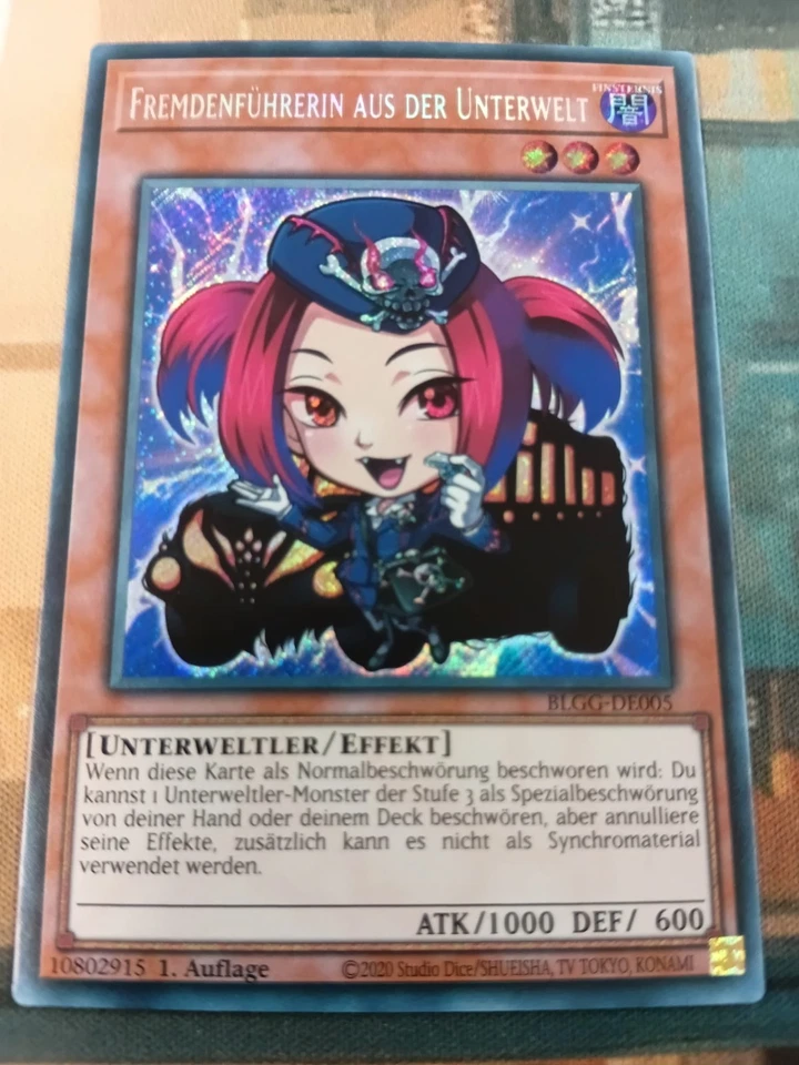 Fremdenführerin Aus Der Unterwelt BLGG-DE005 Chibi Secret Rare DE NM Yugioh - Bild 1 von 1