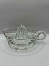 Large Clear Glass Vintage Juicer - Reamer - With handle