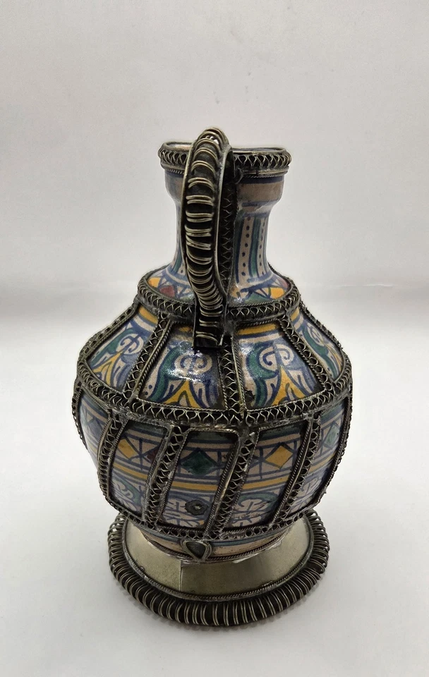 Antiguo jarrón urna de cerámica morisco marroquí de 7,5" azul blanco con filigrana plateada Foto 2 de 4