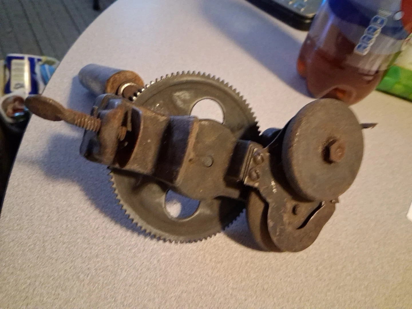 Vintage Quick-Edge Table Mount Hand Crank Knife Sharpener