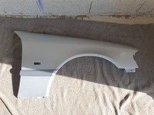 Mercedes C-Klasse W202 Nachbau Kotfl&uuml;gel Rechts Silber