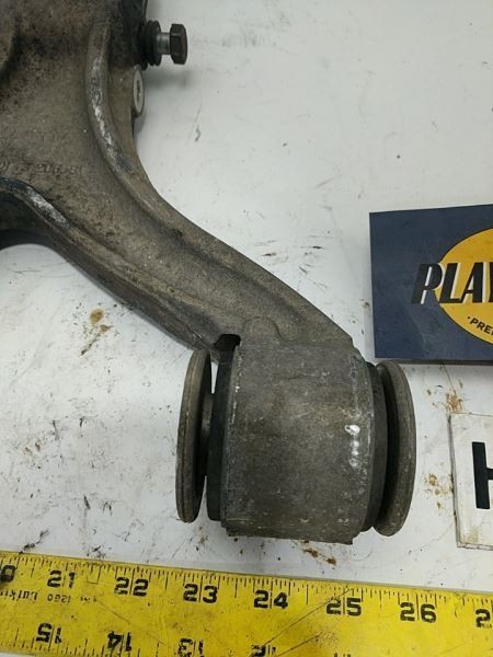 04 05 06 07 08 Maserati Quattroporte Front Left Driver Lower Control Arm **AS IS