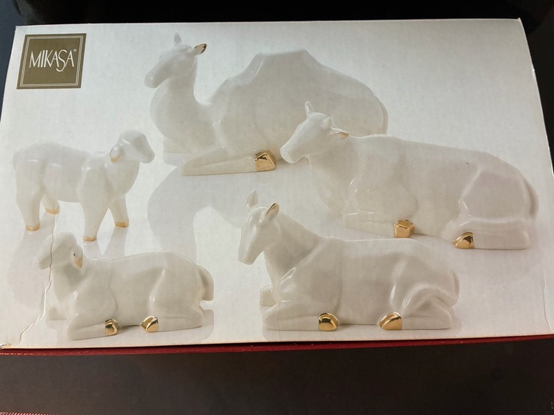 Mikasa Holy Night Nativity - Complete Animals Set - In Box, NOS - Excellent!