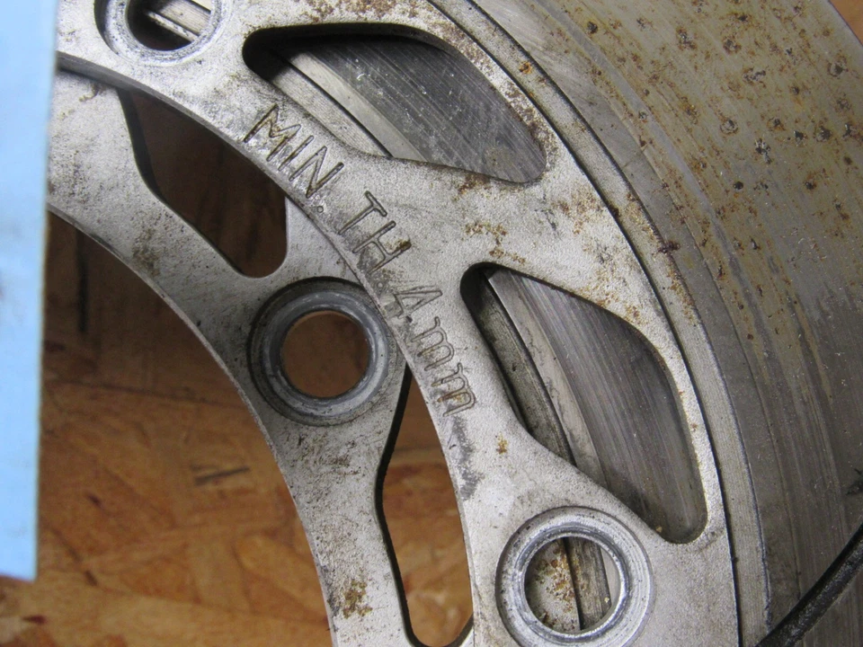 1984 Honda VF700F Interceptor Front Brake Rotors 45251-MB0-700 - Image 3 of 4